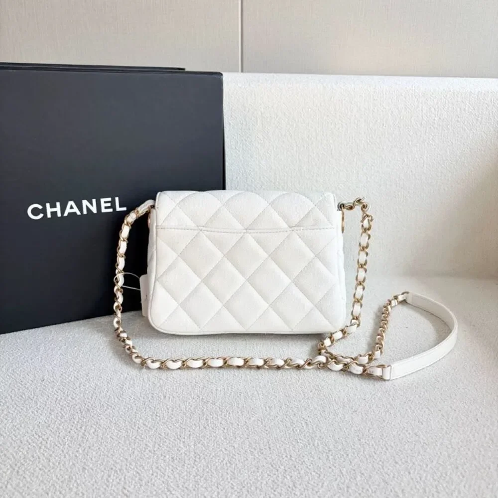 Chanel Women Pre-Loved Bag Very Good Condition